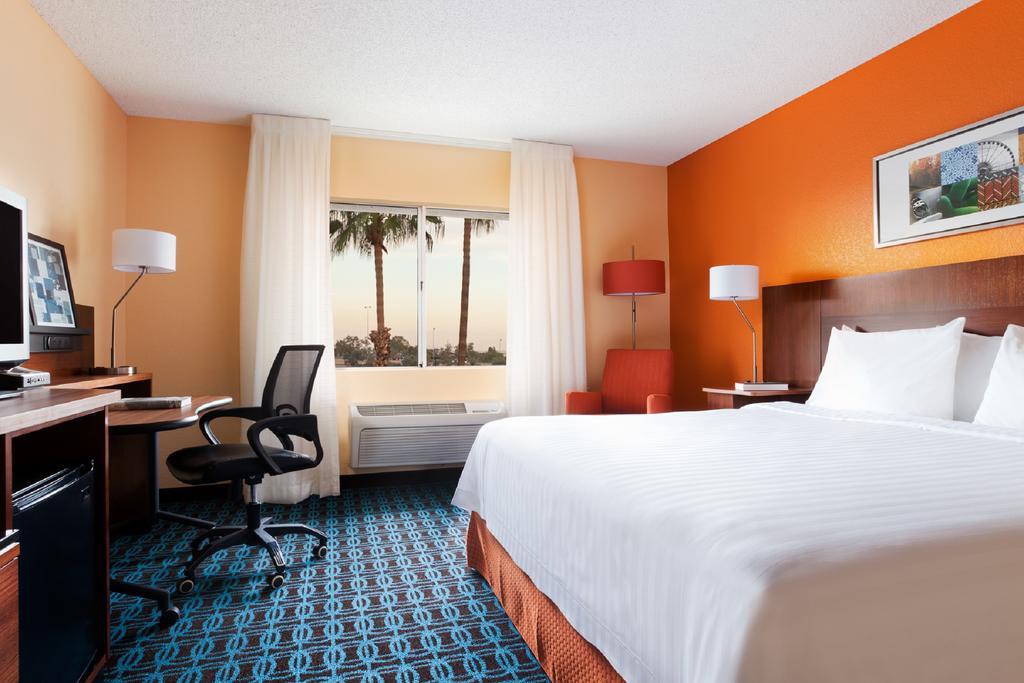 Country Inn & Suites By Radisson, Phoenix Airport, Az Buitenkant foto